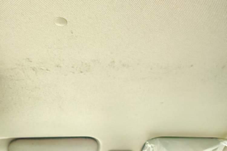 Used Wuling Rongguang V 2016 1.2L Practical Version Headliner