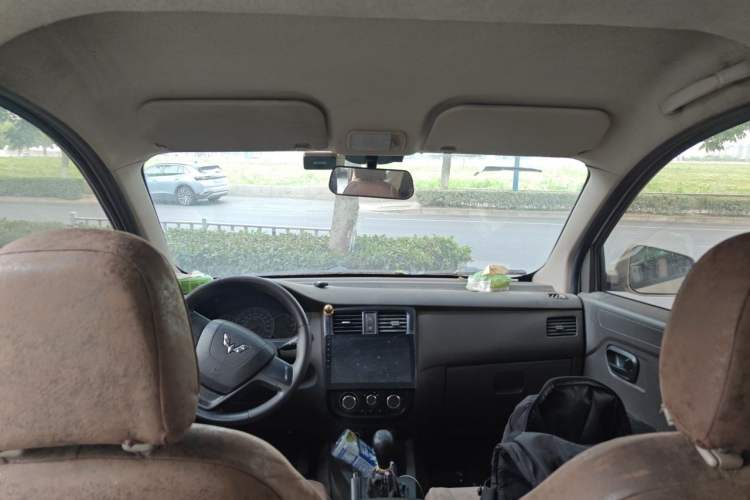 Used Wuling Rongguang V 2016 1.5L Standard Version Headliner