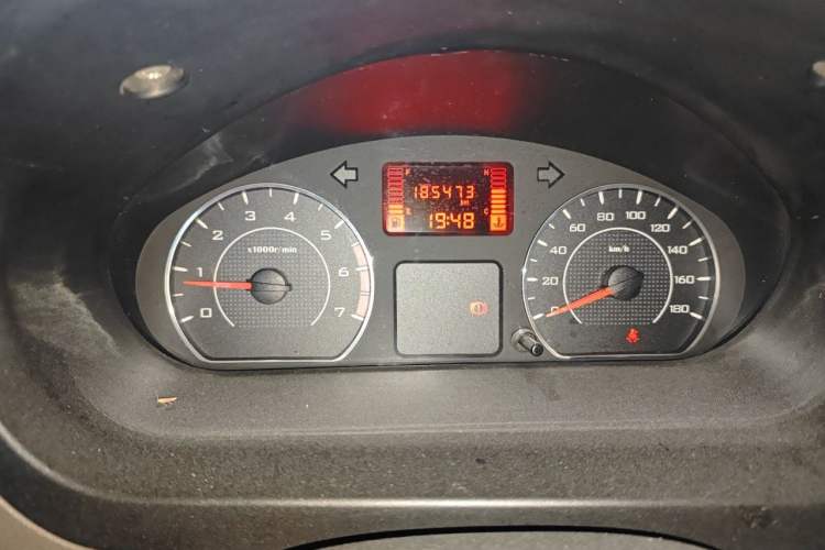 Used Wuling Rongguang V 2016 1.2L Practical Version Instrument Cluster