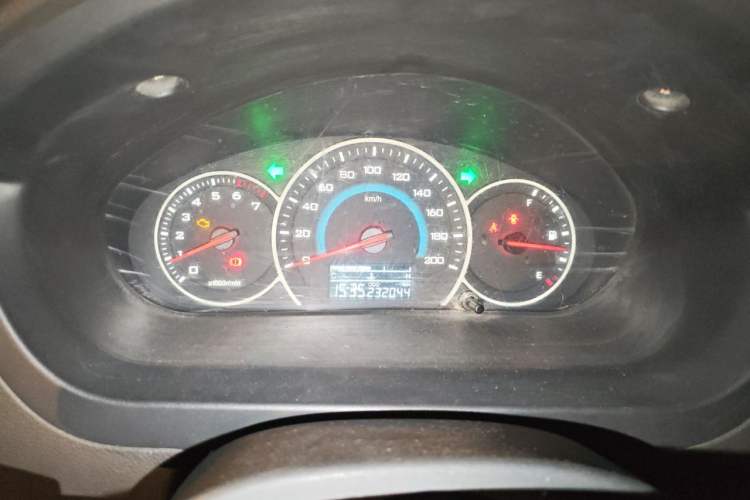 Used Wuling Rongguang V 2016 1.5L Standard Version Instrument Cluster