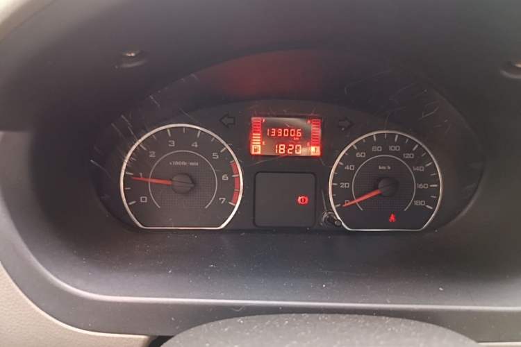 Used Wuling Rongguang V 2016 1.5L Practical Version Instrument Cluster