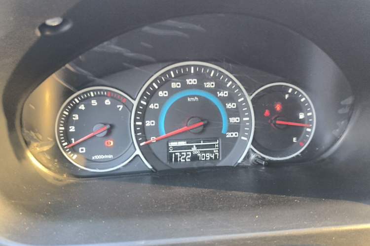Used Wuling Rongguang V 2016 1.5L Standard Version Instrument Cluster