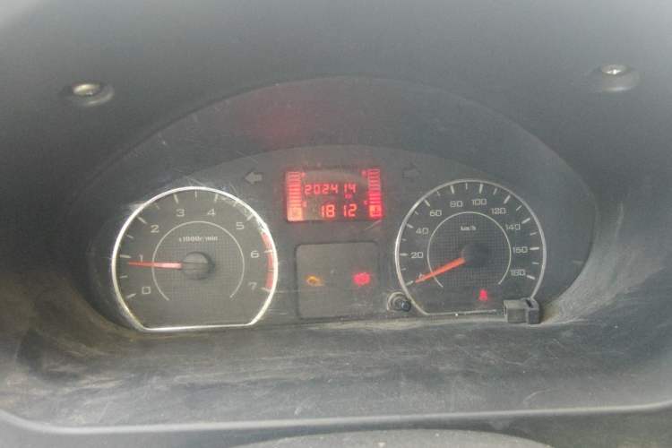 Used Wuling Rongguang V 2016 1.2L Practical Model Non-Power-Assisted Instrument Cluster