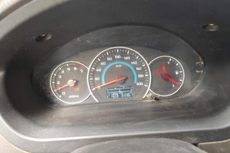 Used Wuling Rongguang V 2016 1.5L Standard Version Instrument Cluster