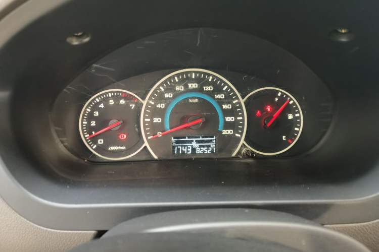 Used Wuling Rongguang V 2016 1.5L Standard Version Instrument Cluster