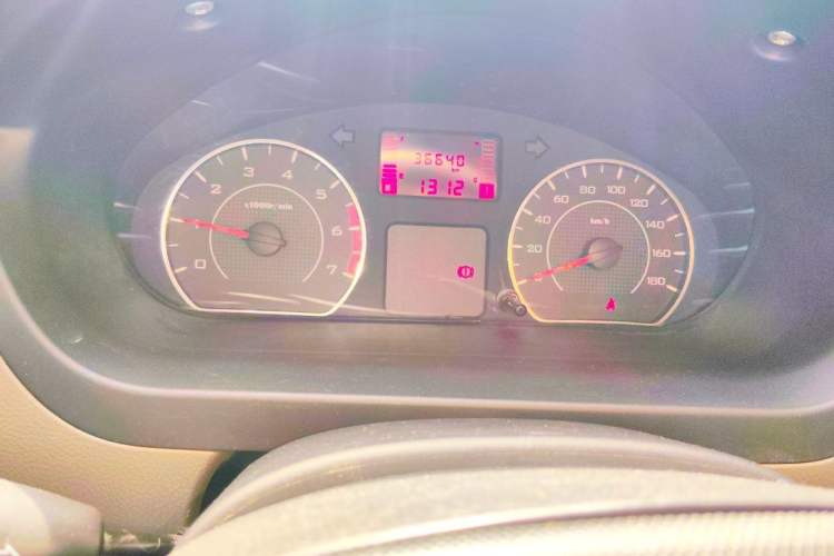 Used Wuling Rongguang V 2016 1.2L Practical Version Instrument Cluster