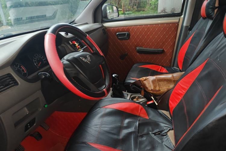 Used Wuling Rongguang V 2016 1.2L Practical Version Left Front Seat