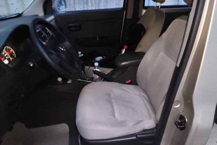 Used Wuling Rongguang V 2016 1.5L Standard Version Left Front Seat