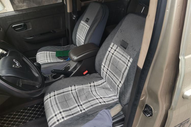 Used Wuling Rongguang V 2016 1.5L Standard Version Left Front Seat
