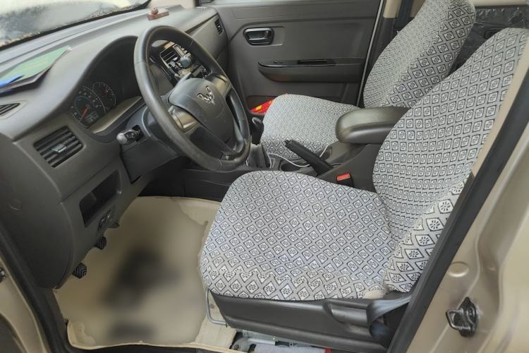 Used Wuling Rongguang V 2016 1.5L Standard Version Left Front Seat