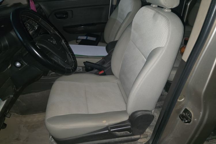 Used Wuling Rongguang V 2016 1.5L Standard Version Left Front Seat