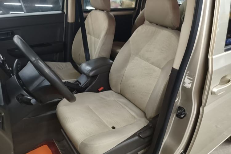 Used Wuling Rongguang V 2016 1.5L Standard Version Left Front Seat