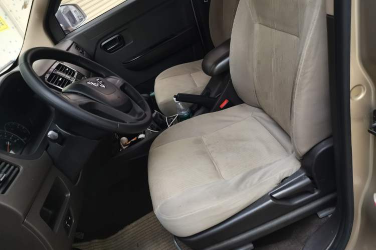 Used Wuling Rongguang V 2016 1.5L Standard Version Left Front Seat
