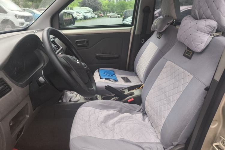 Used Wuling Rongguang V  Left Front Seat