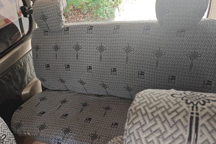 Used Wuling Rongguang V 2016 1.5L Standard Version Left Rear Seat