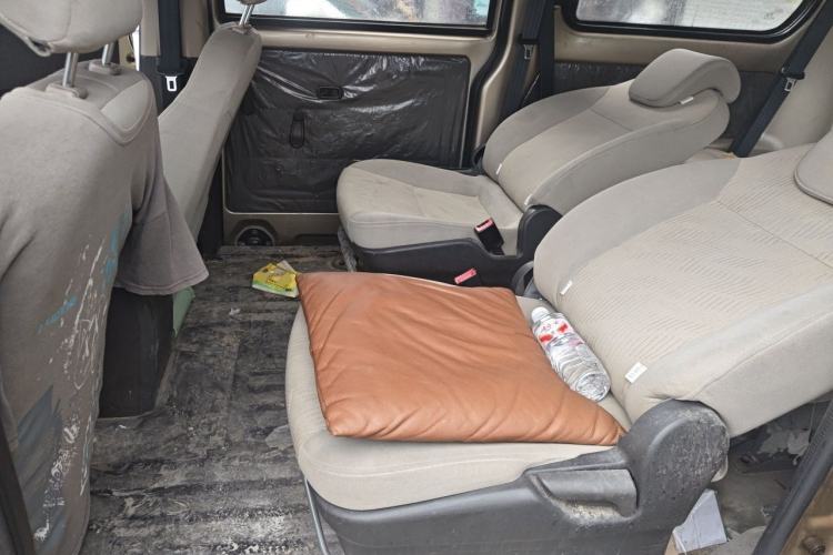 Used Wuling Rongguang V 2016 1.2L Standard Version Left Rear Seat