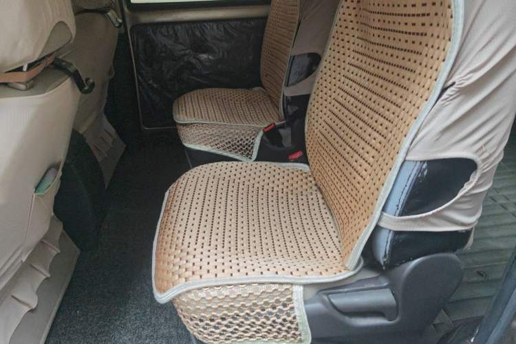 Used Wuling Rongguang V 2016 1.5L Standard Version Left Rear Seat