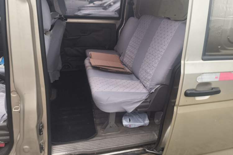 Used Wuling Rongguang V  Left Rear Seat