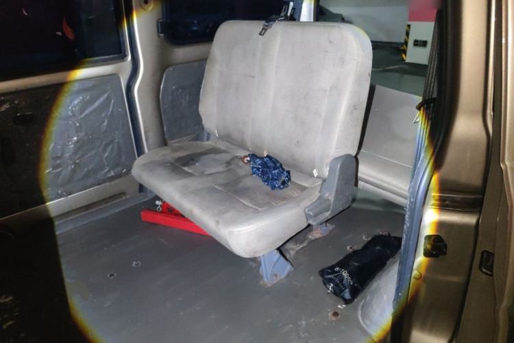 Used Wuling Rongguang V 2016 1.2L Practical Version Left Rear Seat