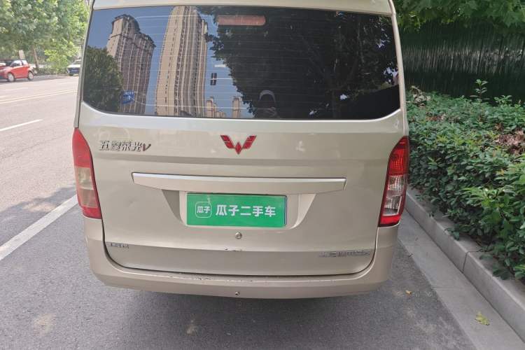 Used Wuling Rongguang V 2016 1.5L Standard Version Rear