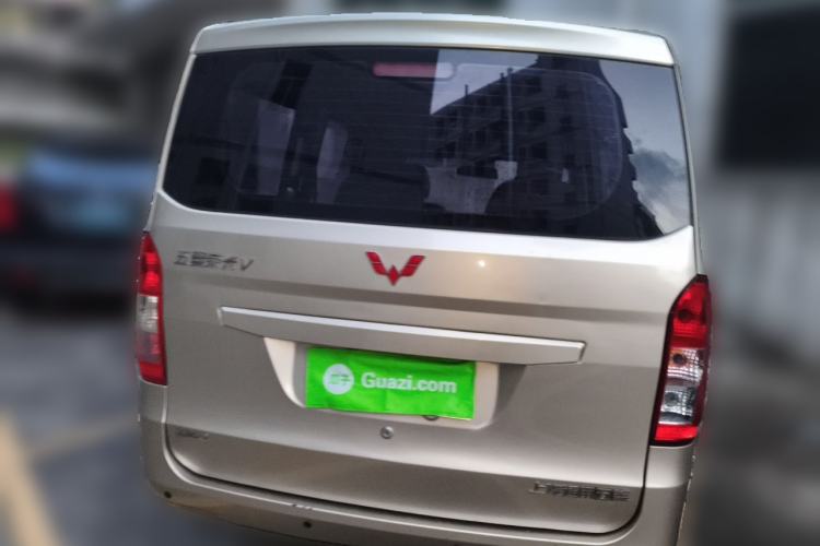 Used Wuling Rongguang V 2016 1.5L Standard Version Rear