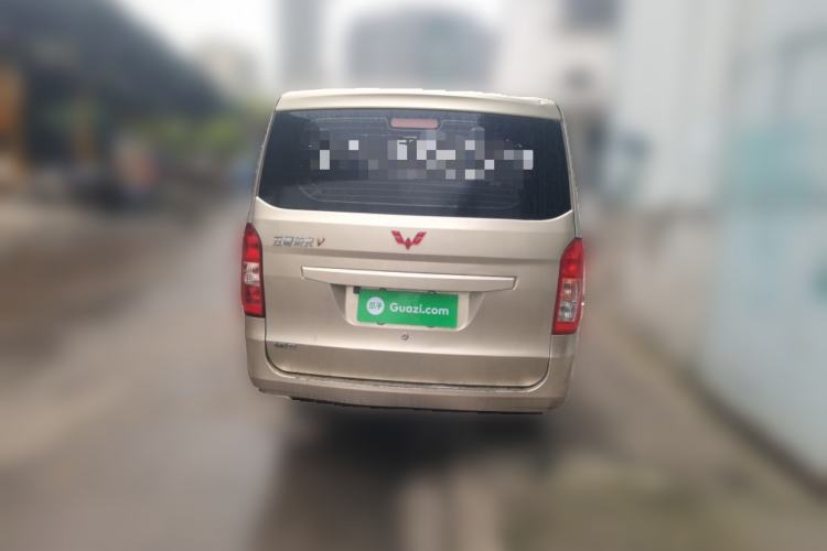 Used Wuling Rongguang V 2016 1.5L Standard Version Rear