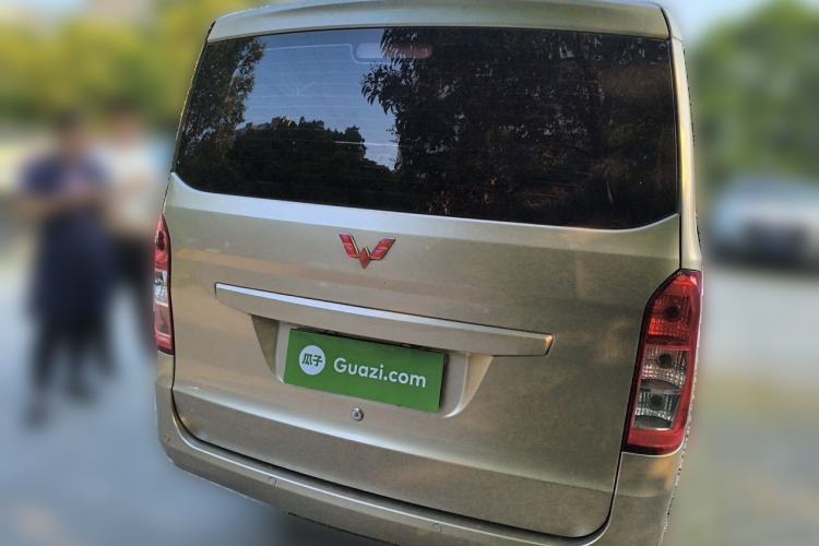 Used Wuling Rongguang V 2016 1.5L Standard Version Rear