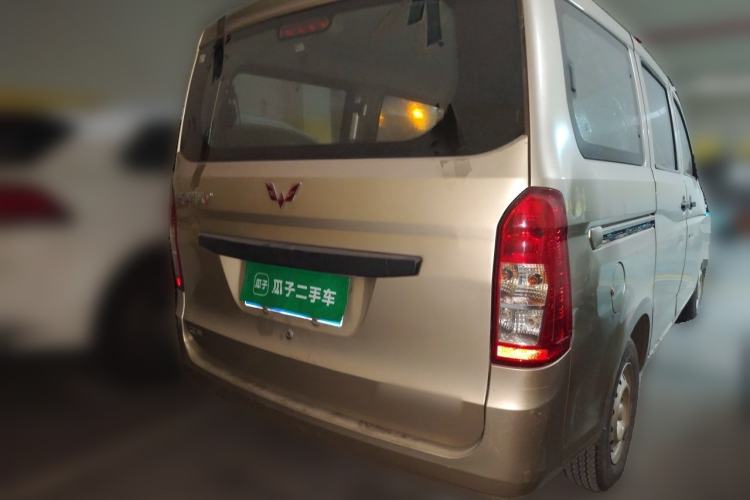 Used Wuling Rongguang V 2016 1.5L Practical Version Non-Power-Assisted Rear
