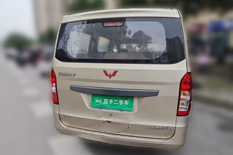 Used Wuling Rongguang V 2016 1.5L Practical Version Rear