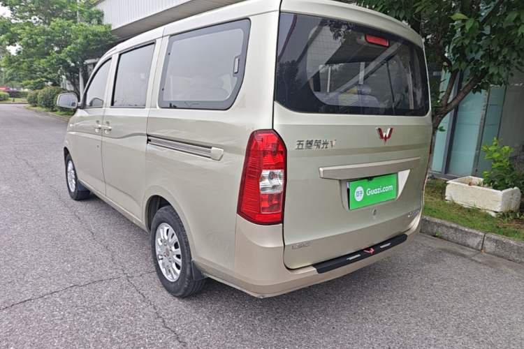 Used Wuling Rongguang V 2016 1.2L Standard Version Rear Left 45 Deg