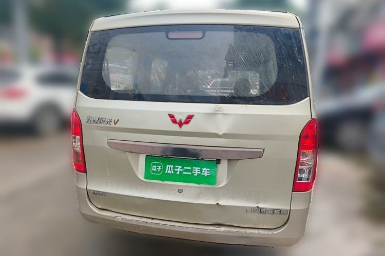 Used Wuling Rongguang V 2016 1.5L Practical Version Rear