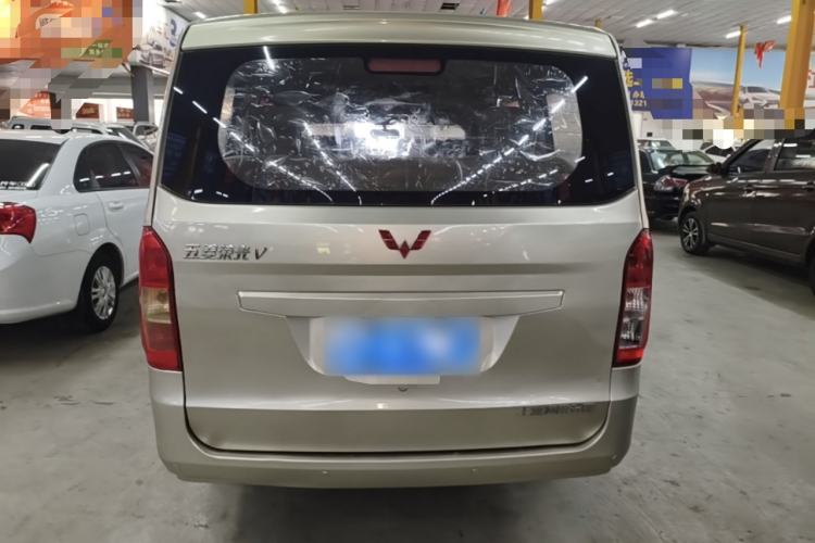 Used Wuling Rongguang V 2016 1.5L Standard Version Rear
