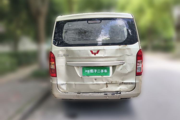 Used Wuling Rongguang V 2016 1.2L Standard Version Rear