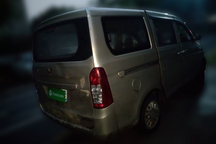 Used Wuling Rongguang V 2016 1.5L Standard Version Rear Right 45 Deg