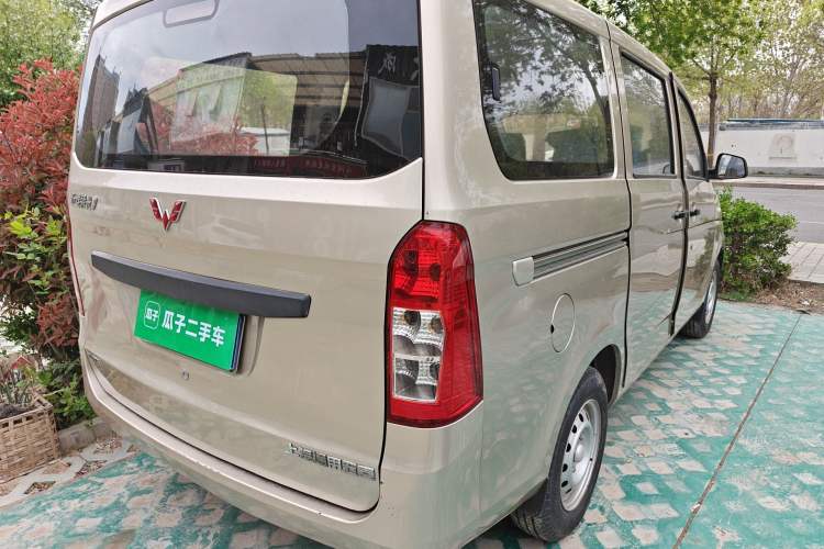 Used Wuling Rongguang V 2016 1.2L Practical Version Rear Right 45 Deg