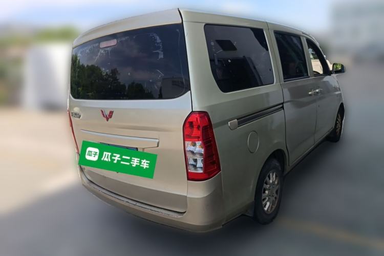 Used Wuling Rongguang V 2016 1.5L Practical Version Non-Power-Assisted Rear Right 45 Deg