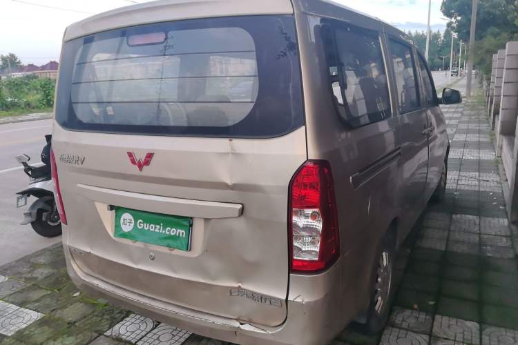 Used Wuling Rongguang V 2016 1.5L Standard Version Rear Right 45 Deg