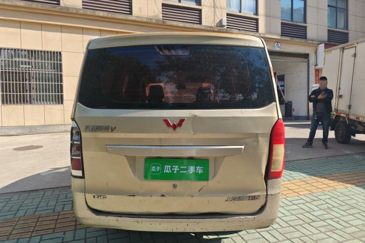 Used Wuling Rongguang V 2016 1.5L Standard Version Rear