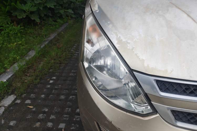 Used Wuling Rongguang V 2016 1.2L Practical Version Right Front Headlight