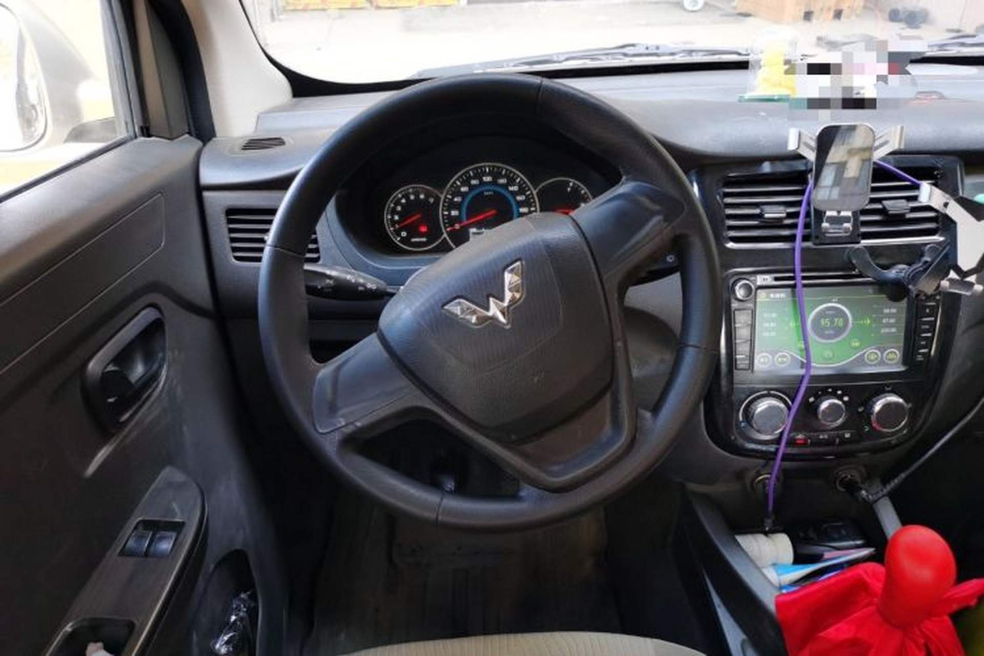 Used Wuling Rongguang V 2016 1.5L Standard Version Steering Wheel