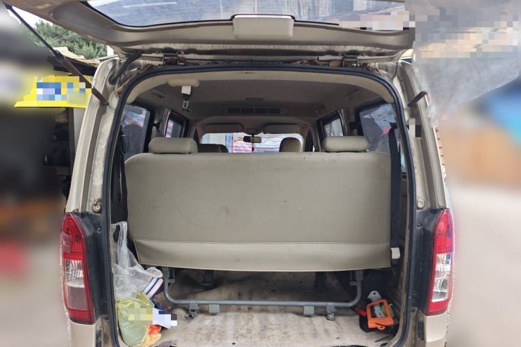 Used Wuling Rongguang V 2016 1.5L Standard Version Trunk