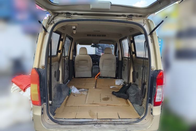 Used Wuling Rongguang V 2016 1.5L Standard Version Trunk