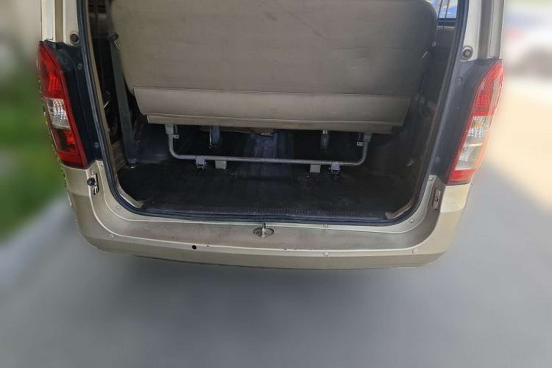 Used Wuling Rongguang V 2016 1.5L Standard Version Trunk