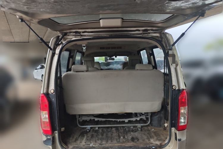 Used Wuling Rongguang V 2016 1.5L Standard Version Trunk