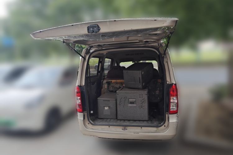 Used Wuling Rongguang V 2016 1.5L Standard Version Trunk