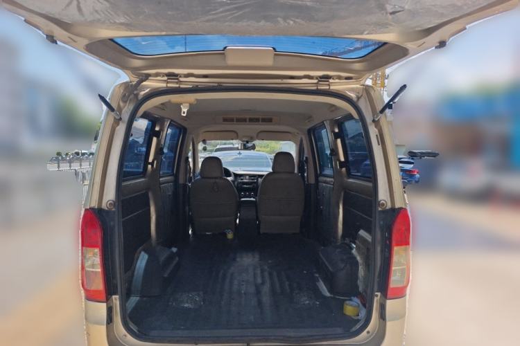 Used Wuling Rongguang V 2016 1.5L Standard Version Trunk