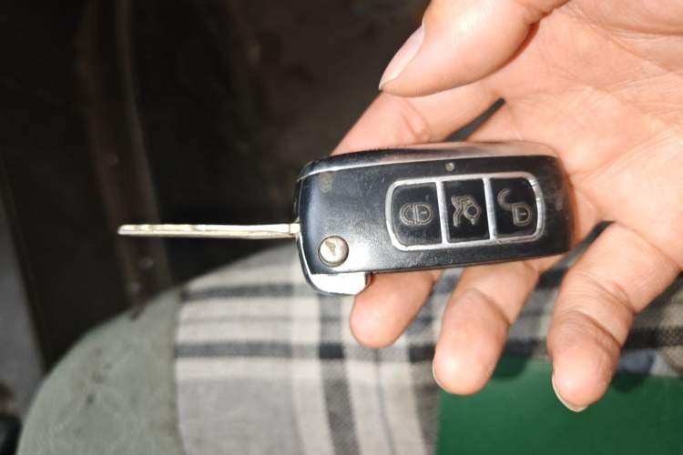 Used Wuling Rongguang V 2016 1.2L Standard Version Vehicle Key
