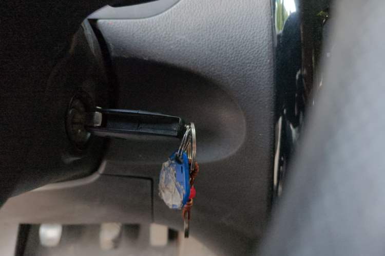Used Wuling Rongguang V 2016 1.5L Standard Version Vehicle Key