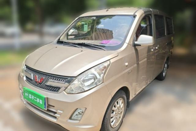 Used Wuling Rongguang V 2016 1.5L Standard Version
