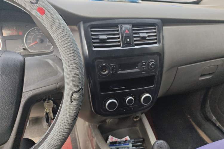 Used Wuling Rongguang V  Audio And AC Panel